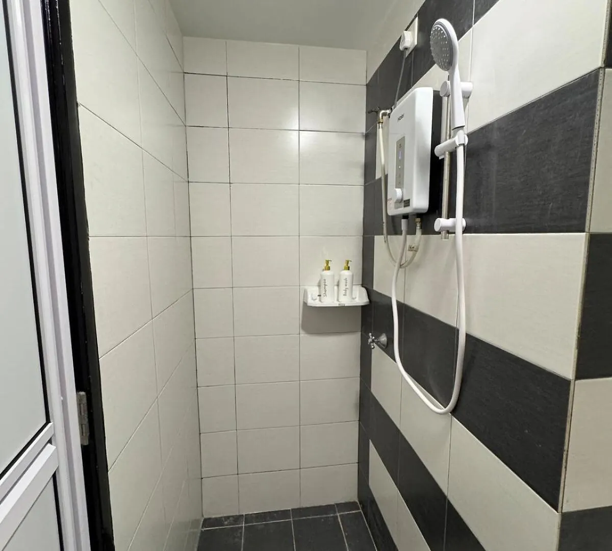 Modern Studio The Ceo Penang Bayan Lepas 0*,  Malajzia